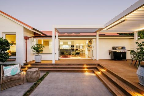 Photo of property in 76 Princes Street, Cambridge, 3434