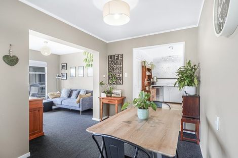 Photo of property in 10u7 Hunter Street, Hamilton Lake, Hamilton, 3204