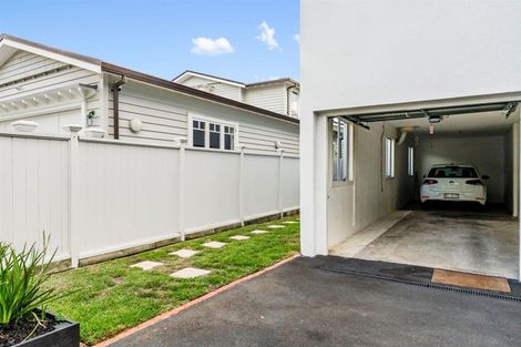 Photo of property in 8a /2 Audrey Road, Takapuna, Auckland, 0620