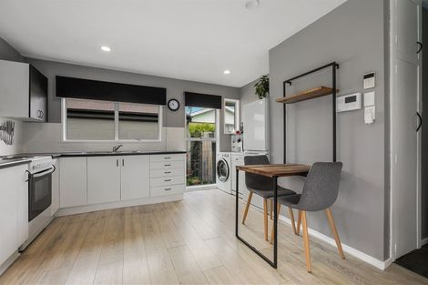 Photo of property in 140 Hay Street, Bromley, Christchurch, 8062