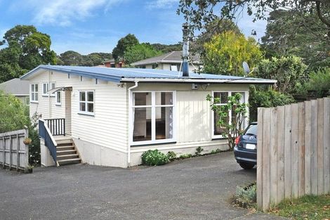 Photo of property in 19 Matama Road, Glen Eden, Auckland, 0602