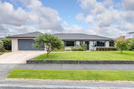 Photo of property in 15 Cody Crescent, Lansdowne, Masterton, 5810