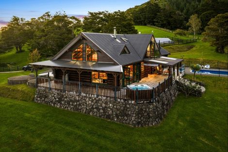 Photo of property in 870 Woodcocks Road, Kaipara Flats, Warkworth, 0981
