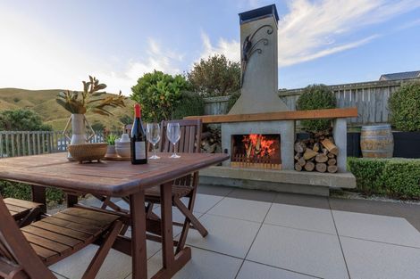 Photo of property in 8 Didsbury Grove, Churton Park, Wellington, 6037