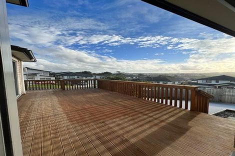 Photo of property in 10 Bridget Court, Red Beach, 0932