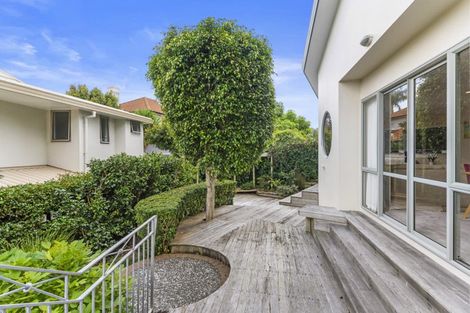 Photo of property in 10 Norman Road, Hauraki, Auckland, 0622