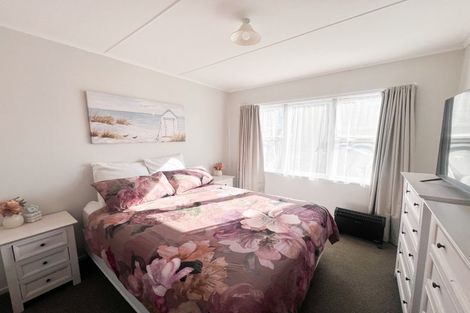 Photo of property in 34 James Street, Dannevirke, 4930