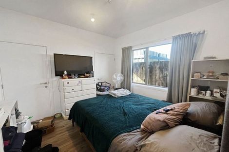 Photo of property in 9 Colonial Place, Kelvin Grove, Palmerston North, 4414