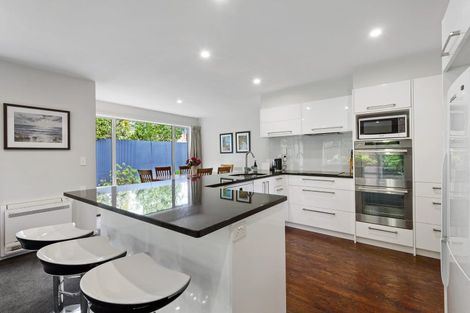 Photo of property in 12 Beatrice Place, Avonhead, Christchurch, 8042