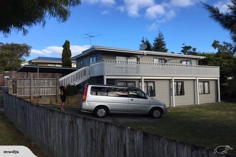 Photo of property in 1/56 Pooks Road, Ranui, Auckland, 0612
