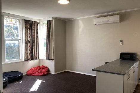 Photo of property in 81 Queens Drive, Lyall Bay, Wellington, 6022