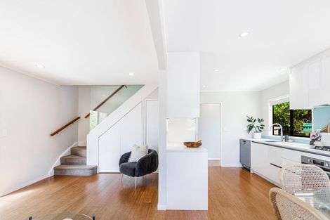 Photo of property in 2/12 Neil Avenue, Te Atatu Peninsula, Auckland, 0610