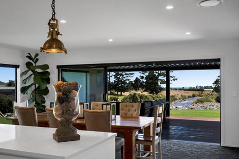 Photo of property in 90 Peters Road, Kaimiro, Inglewood, 4386