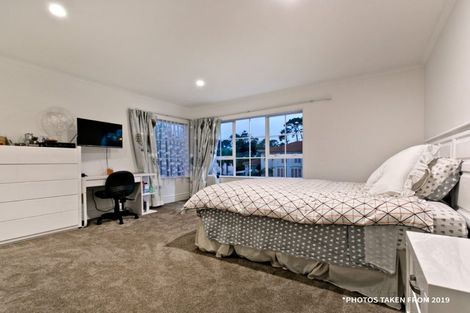 Photo of property in 18 Mansion Court, West Harbour, Auckland, 0618