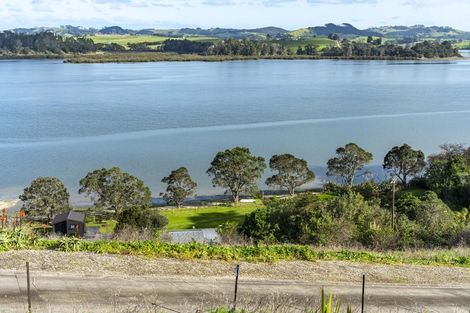 Photo of property in 17 Dem Road, Pahi, Paparoa, 0571