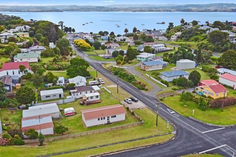Photo of property in 1066 Pouewe Street, Kawhia, 3889
