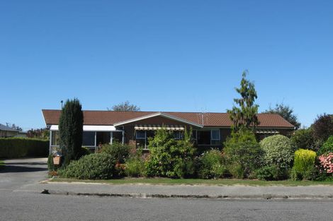Photo of property in 69 Rhodes Street, Waimate, 7924