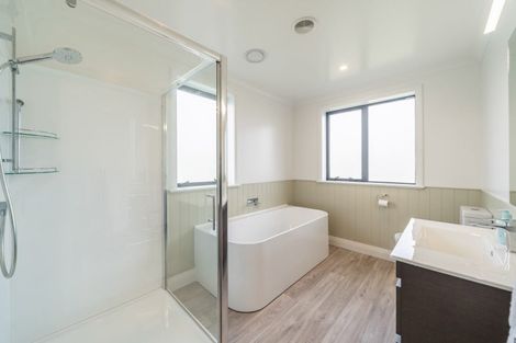 Photo of property in 348a Waiwhetu Road, Fairfield, Lower Hutt, 5011