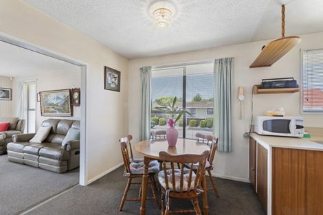 Photo of property in 23 Resolution Place, Bryndwr, Christchurch, 8053