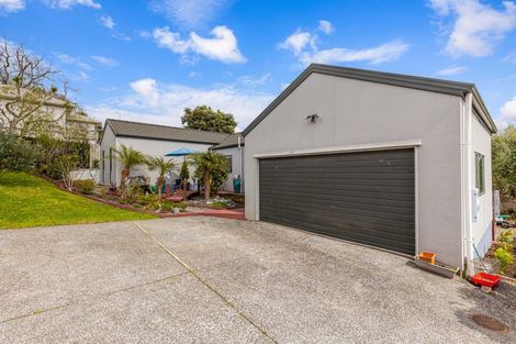 Photo of property in 52 Hewlett Road, Massey, Auckland, 0614