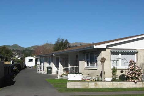 Photo of property in 1/35 Middle Road, Havelock North, 4130