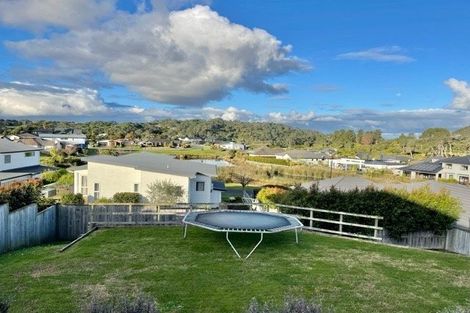 Photo of property in 92 Pohutukawa Parade, Riverhead, 0820