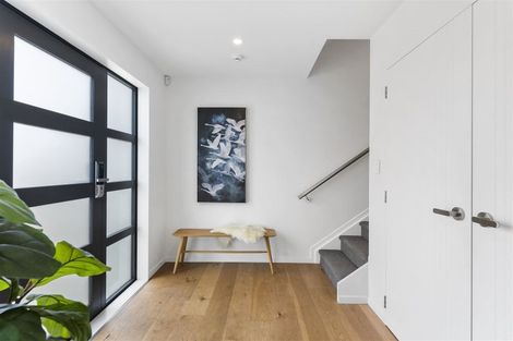 Photo of property in 1/4 Mcquoid Place, Glenfield, Auckland, 0629