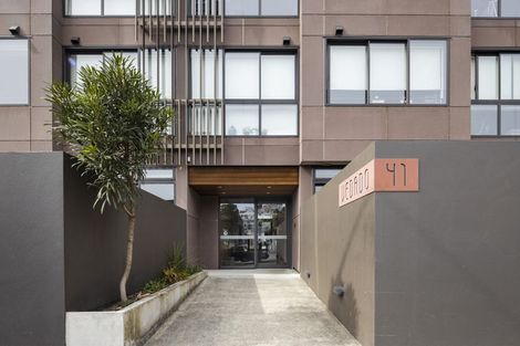 Photo of property in Vedado Apartments, 109/41u Hopper Street, Mount Cook, Wellington, 6011