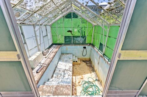 Photo of property in 10 Te Hepera Street, Waipahihi, Taupo, 3330