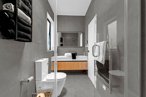 Photo of property in 12 Dolcetto Place, Pokeno, 2402