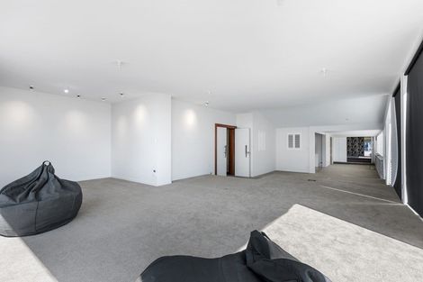 Photo of property in 30 Marine Parade, Mount Maunganui, 3116