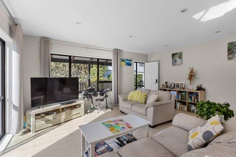Photo of property in 2/78 Salisbury Road, Birkdale, Auckland, 0626