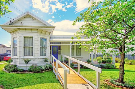 Photo of property in 64 Lincoln Road, Masterton, 5810