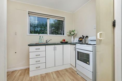 Photo of property in 14 Jayne Place, Torbay, Auckland, 0630