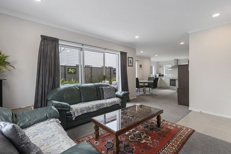 Photo of property in 186u3 Cambridge Road, Hillcrest, Hamilton, 3216