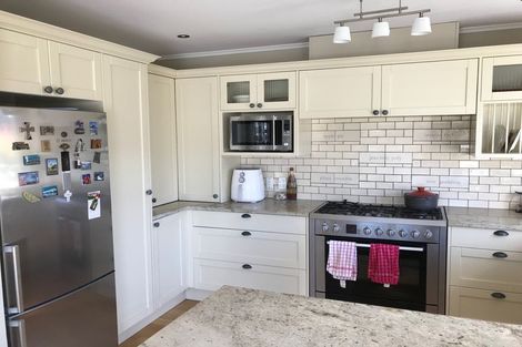 Photo of property in 7 Matipo Road, Mairangi Bay, Auckland, 0630