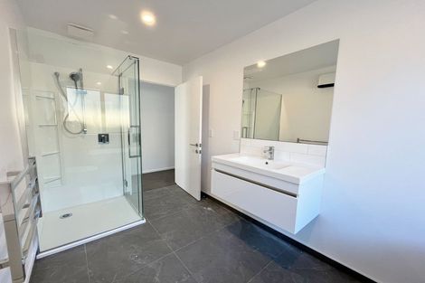 Photo of property in 30 Llew Summers Street, Belfast, 8051