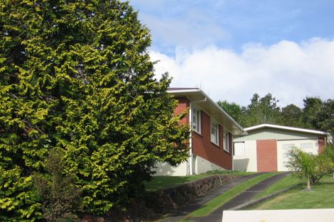 Photo of property in 33 Noall Street, Te Atatu Peninsula, Auckland, 0610