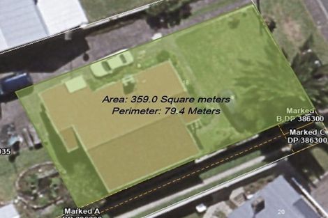 Photo of property in 18 Alberta Road, Glen Avon, New Plymouth, 4312