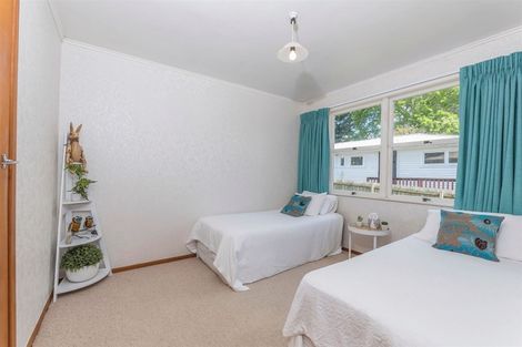 Photo of property in 40 Lowtherhurst Road, Massey, Auckland, 0614