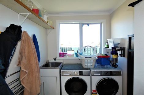 Photo of property in 23 Gladstone Street, Westport, 7825