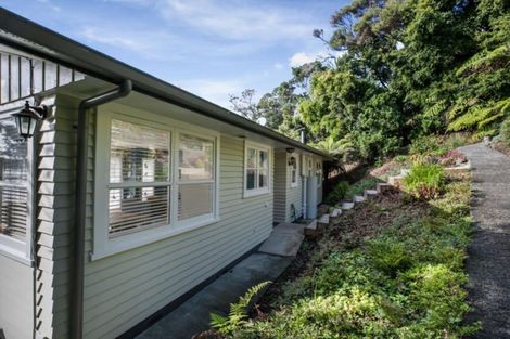 Photo of property in 10 Kia Ora Road, Beach Haven, Auckland, 0626