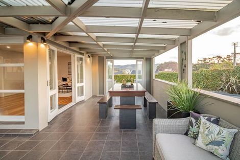Photo of property in 268 Sturges Road, Henderson, Auckland, 0612