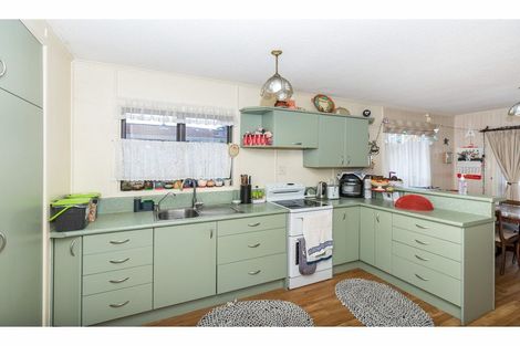 Photo of property in 64 Pine Avenue, Melville, Hamilton, 3206