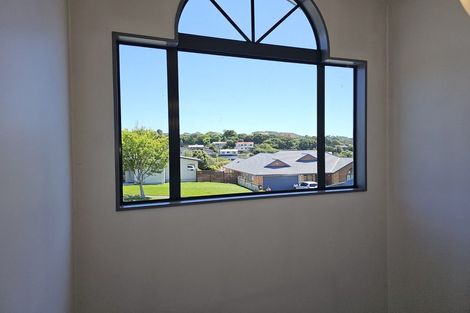 Photo of property in 65 Samwell Drive, Whitby, Porirua, 5024
