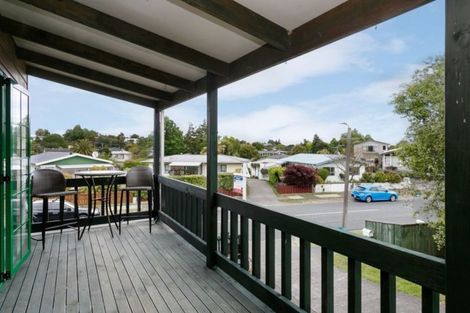 Photo of property in 122 Taupo View Road, Taupo, 3330