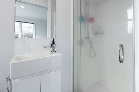 Photo of property in 221 Lamb Street, Leamington, Cambridge, 3432