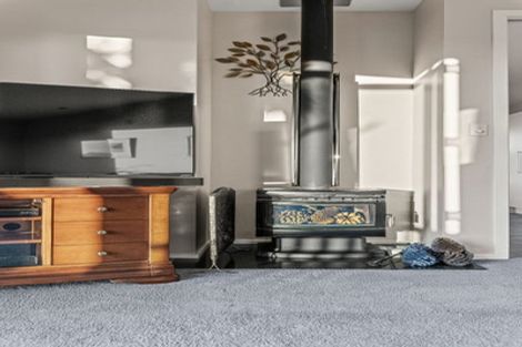 Photo of property in 18 Stoddart Terrace, Diamond Harbour,  8971