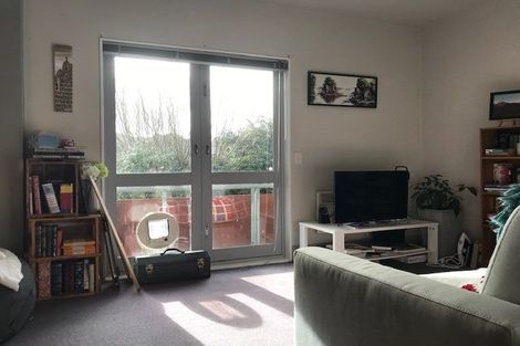 Photo of property in 112u2 Mairangi Road, Wilton, Wellington, 6012