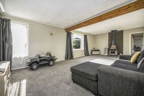 Photo of property in 26 Kirrie Avenue, Te Atatu South, Auckland, 0610
